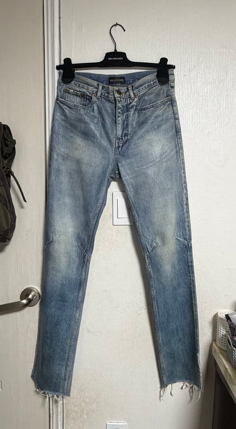 발렌시아가 super fitted waxed jeans 29 새상품 상품이미지1