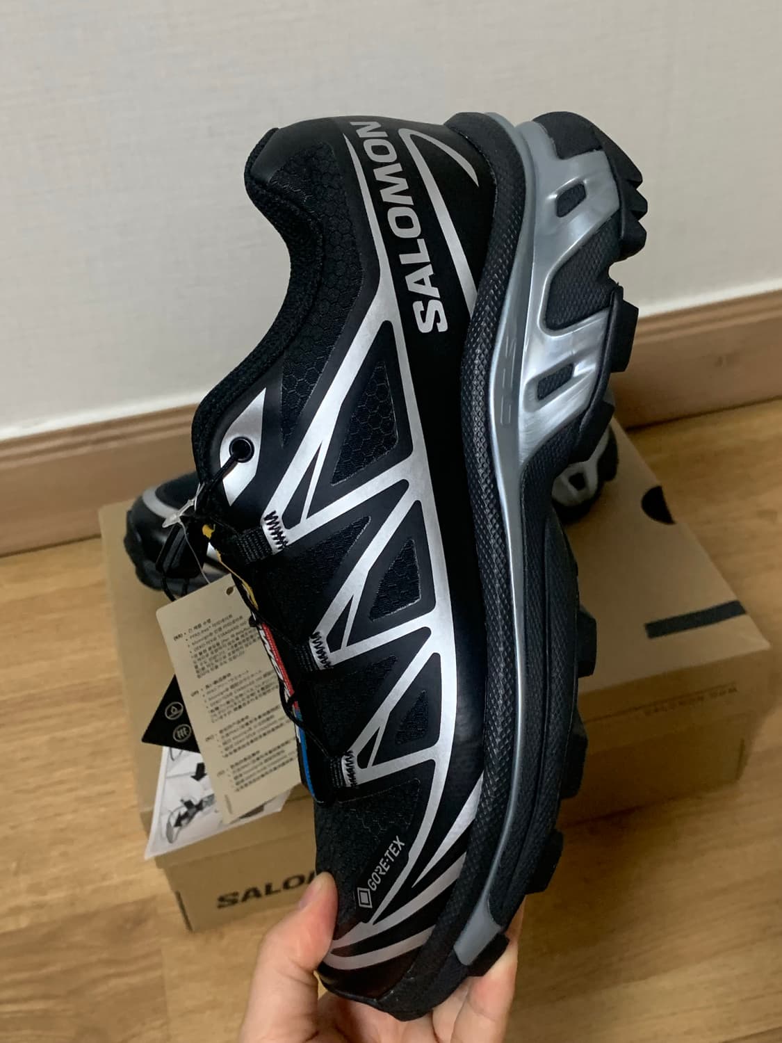 살로몬 XT-6 고어텍스 블랙 실버 230 새상품 상품이미지3