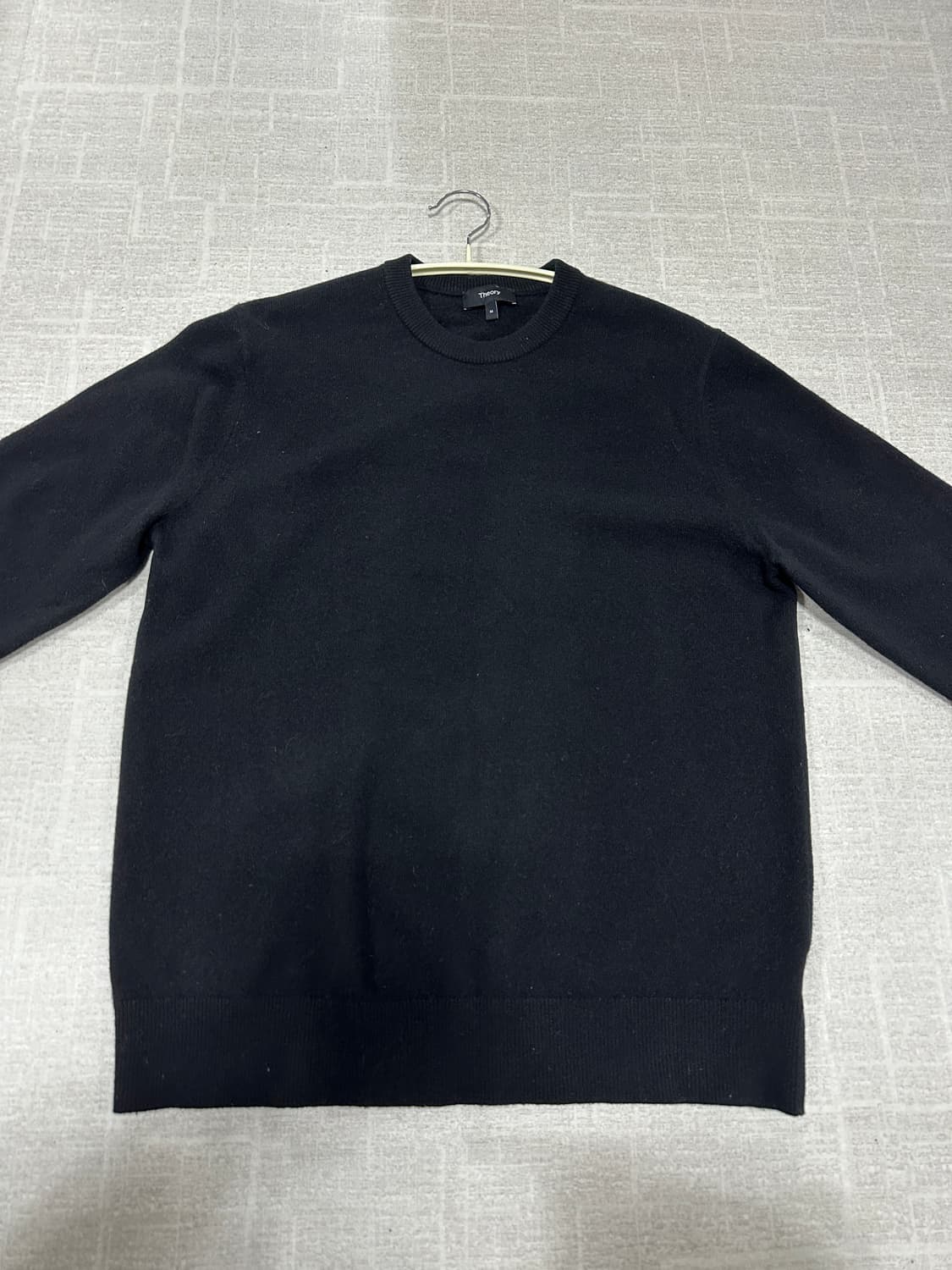 띠어리 울 니트 상품이미지5