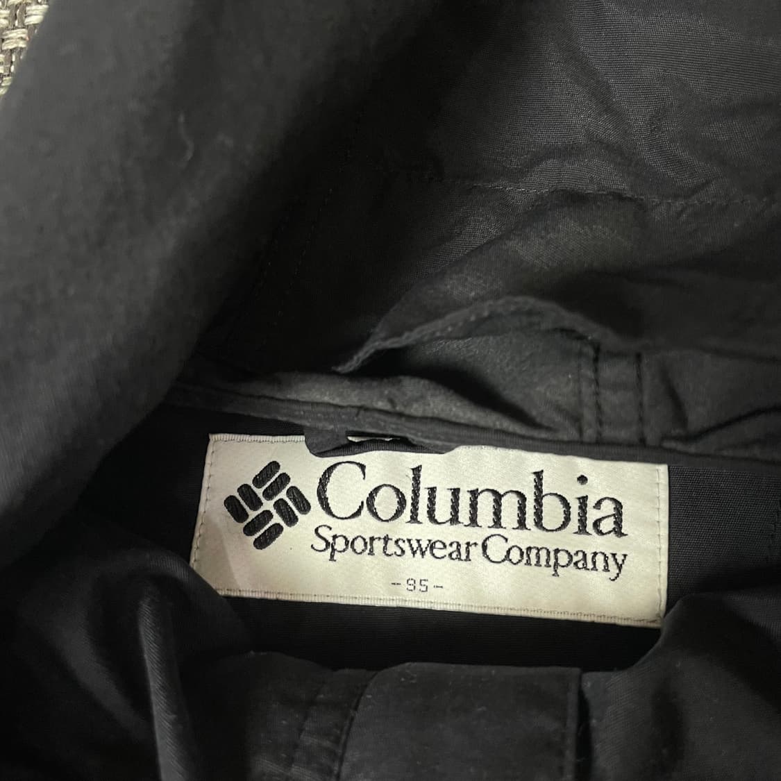 컬럼비아 블랙 바람막이 자켓 95 상품이미지4