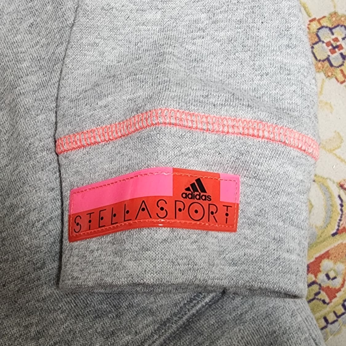 아디다스X스텔라 맥카트니 여성 크롭 후드집업
100 상품이미지3