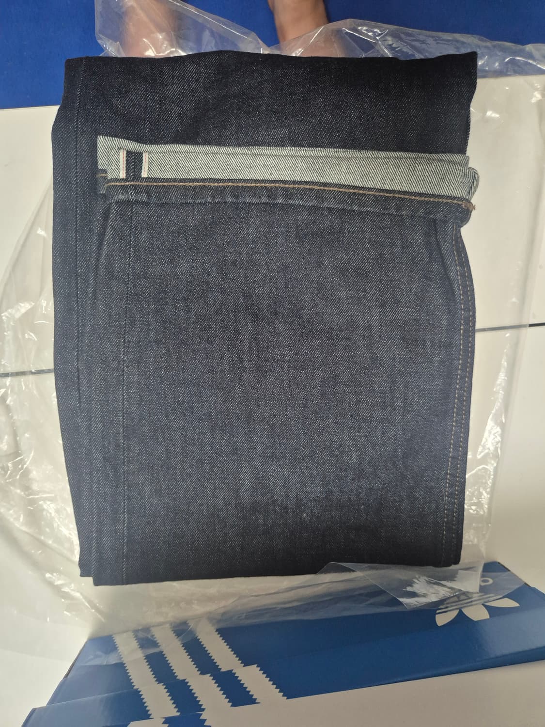 유니클로 jwa 셀비지 스트레이트진 35 상품이미지3