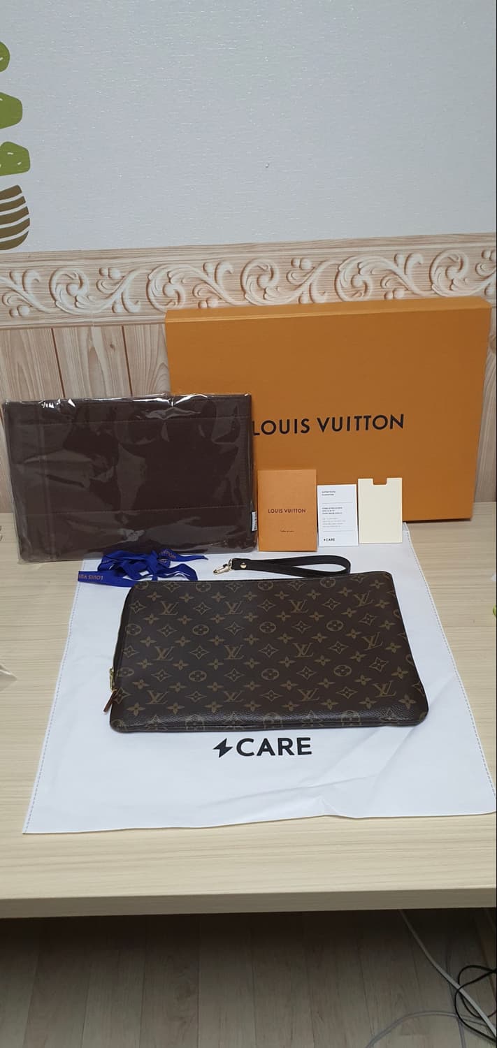 루이비통 에튀보야주MM 클러치/클러치백 새상품급 정품(감정서O) 상품이미지2