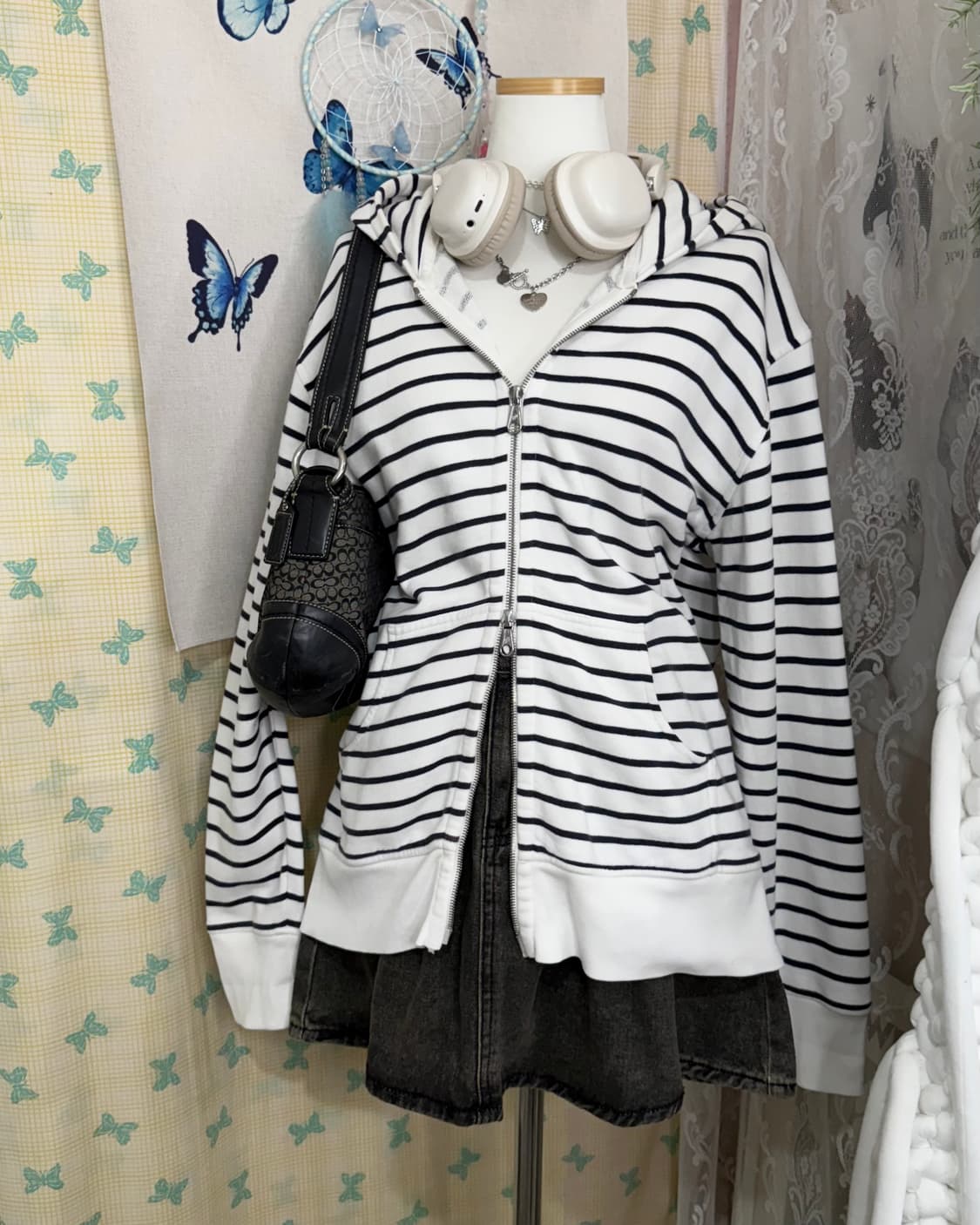 화이트 & 블랙 스트라이프 투웨이 후드 집업 상품이미지3