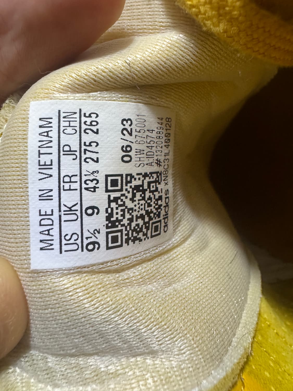 아디다스 버뮤다 볼트 골드 상품이미지3