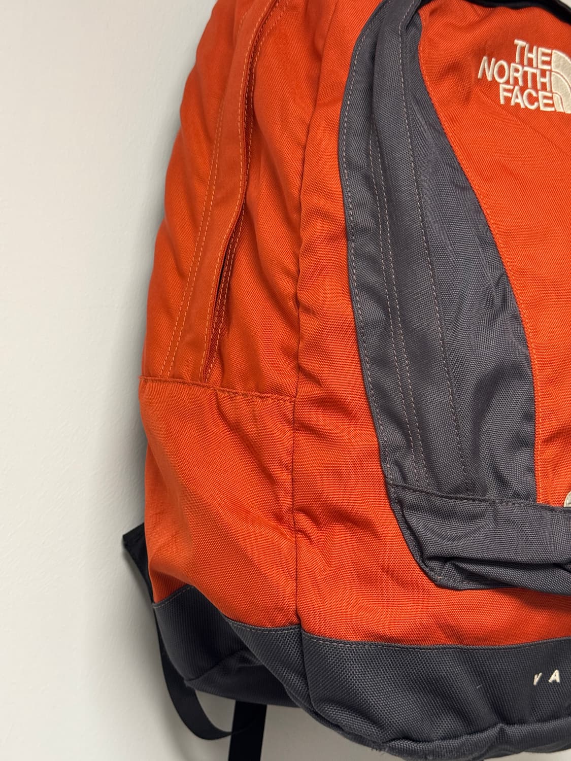 노스페이스 볼트 백팩 오렌지 상품이미지4