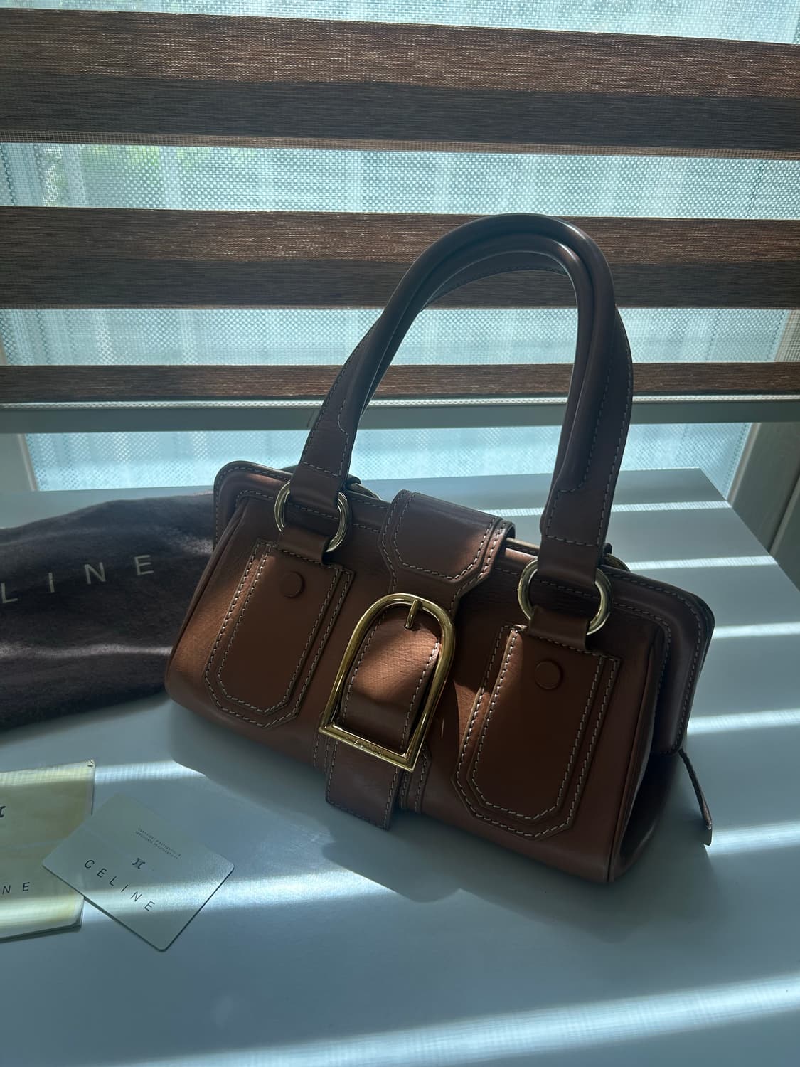 재입고‼️🤎)) 셀린느 빈티지 브라운 레더 패드락 토트백 상품이미지1