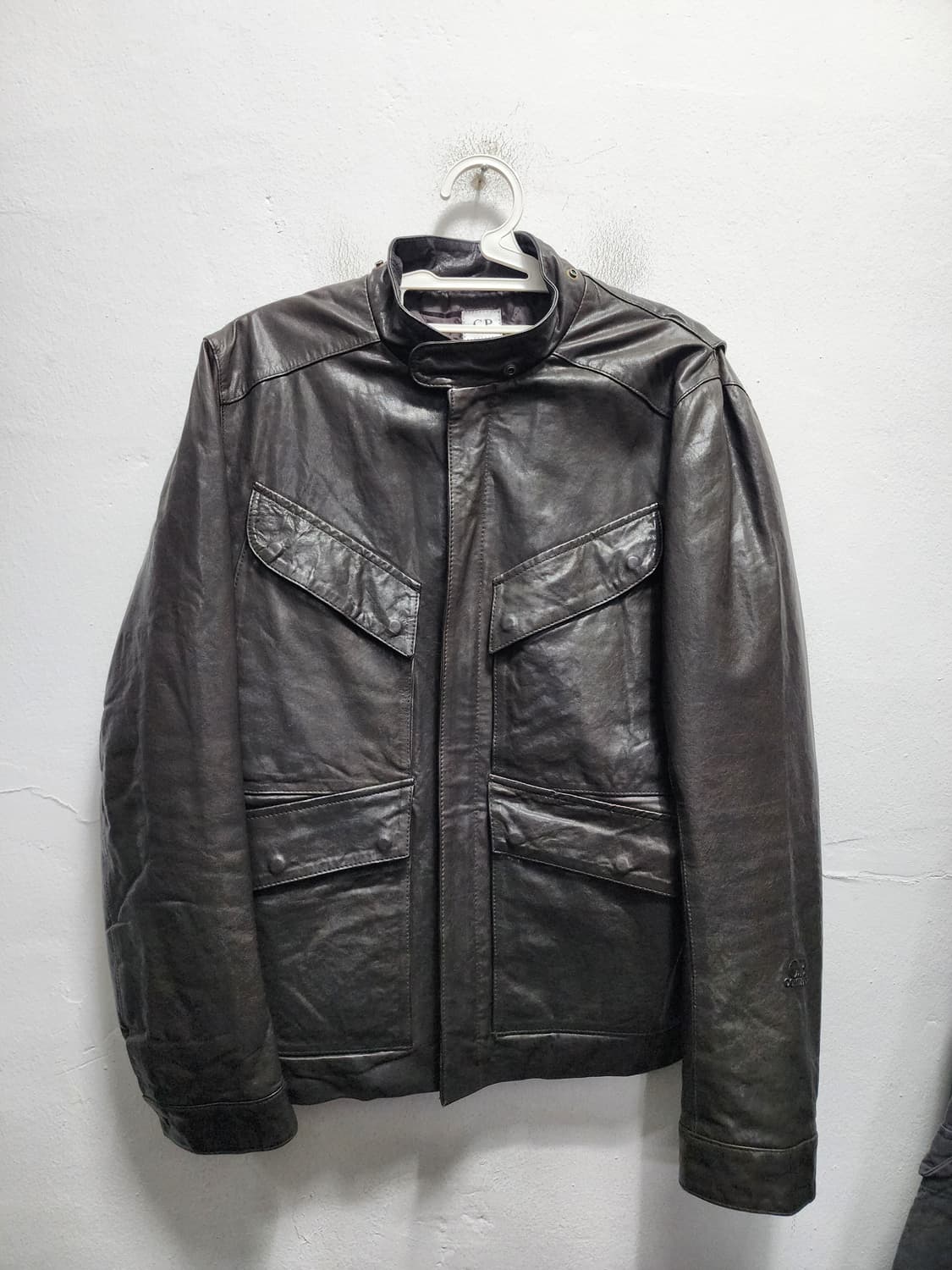 CP컴퍼니 손목로고 램스킨 레더 싱글 자켓 상품이미지1