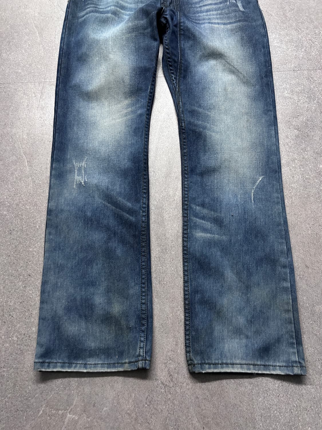 디젤 빈티지 워싱 부츠컷 데님 팬츠 상품이미지6