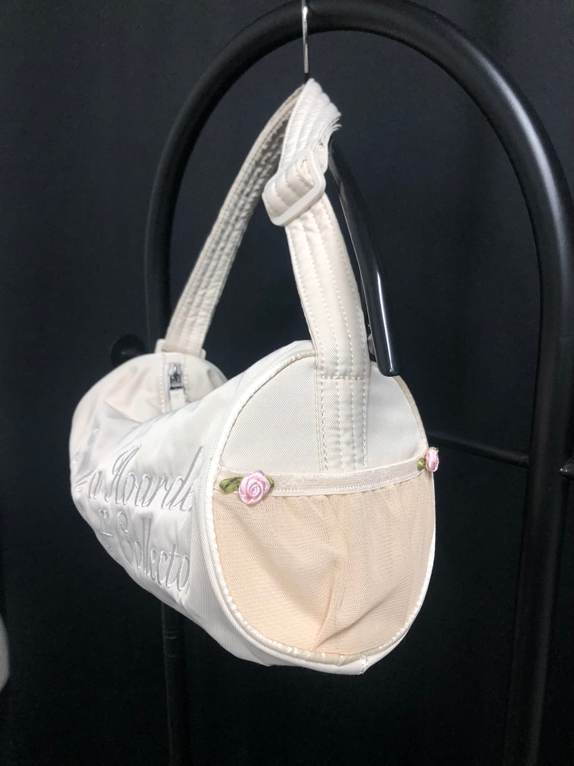 스컬프터 로즈 미니 더플백 아이보리 상품이미지2