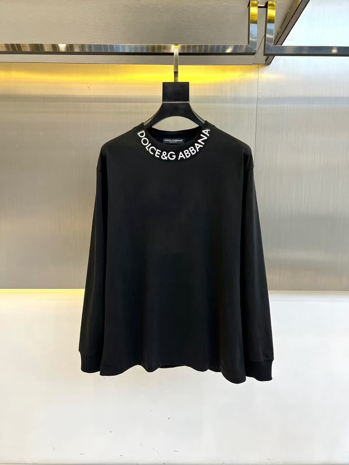 [돌체앤;가바나] 새상품 / 긴팔티 / 약 110 사이즈 상품이미지1