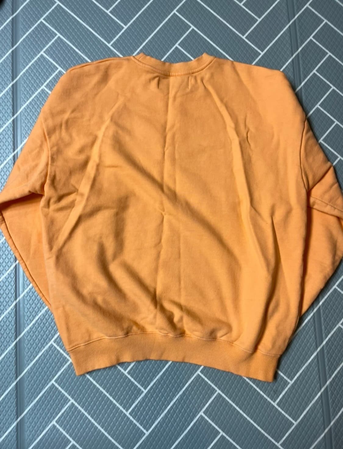 더센토르 맨투맨 상품이미지3