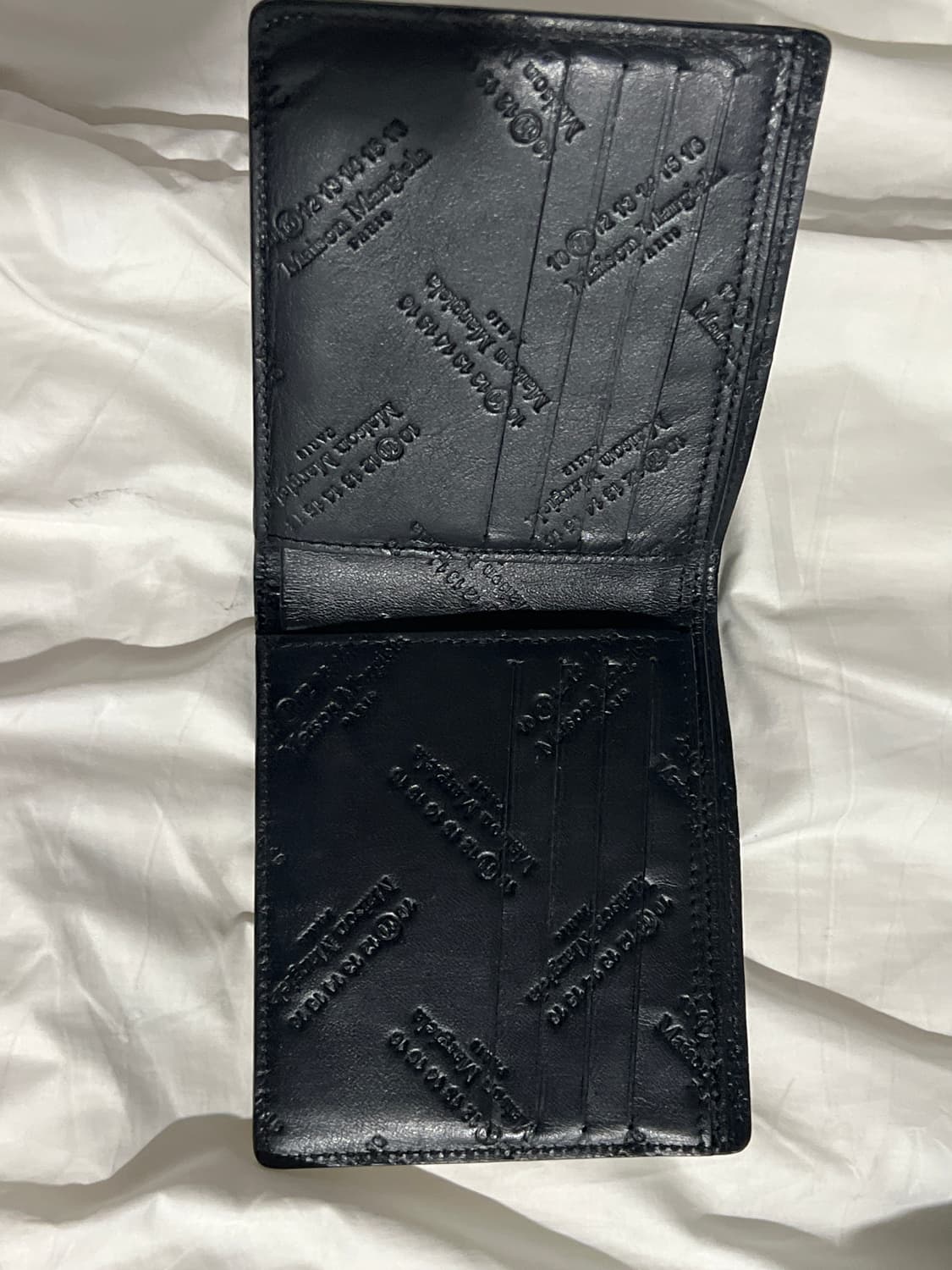 마르지엘라 넘버11라인 메탈릭 지갑 상품이미지2