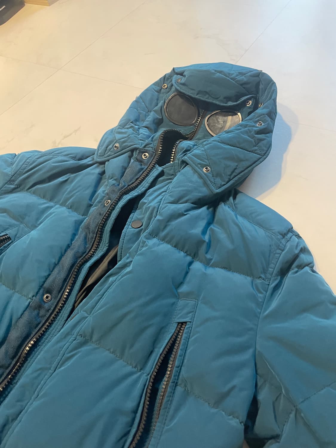 C.P. Company 블루 고글 패딩점퍼 상품이미지6