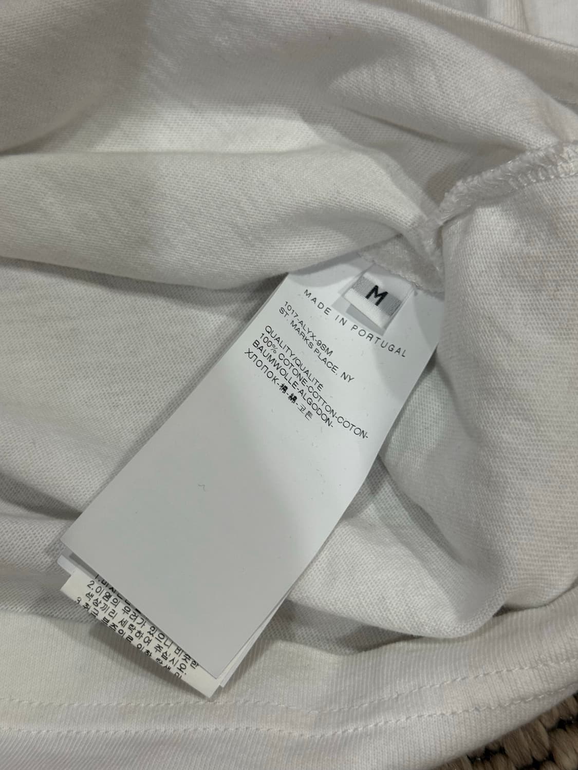 알릭스 화이트 터틀넥 롱슬리브 티셔츠 M사이즈 상품이미지5