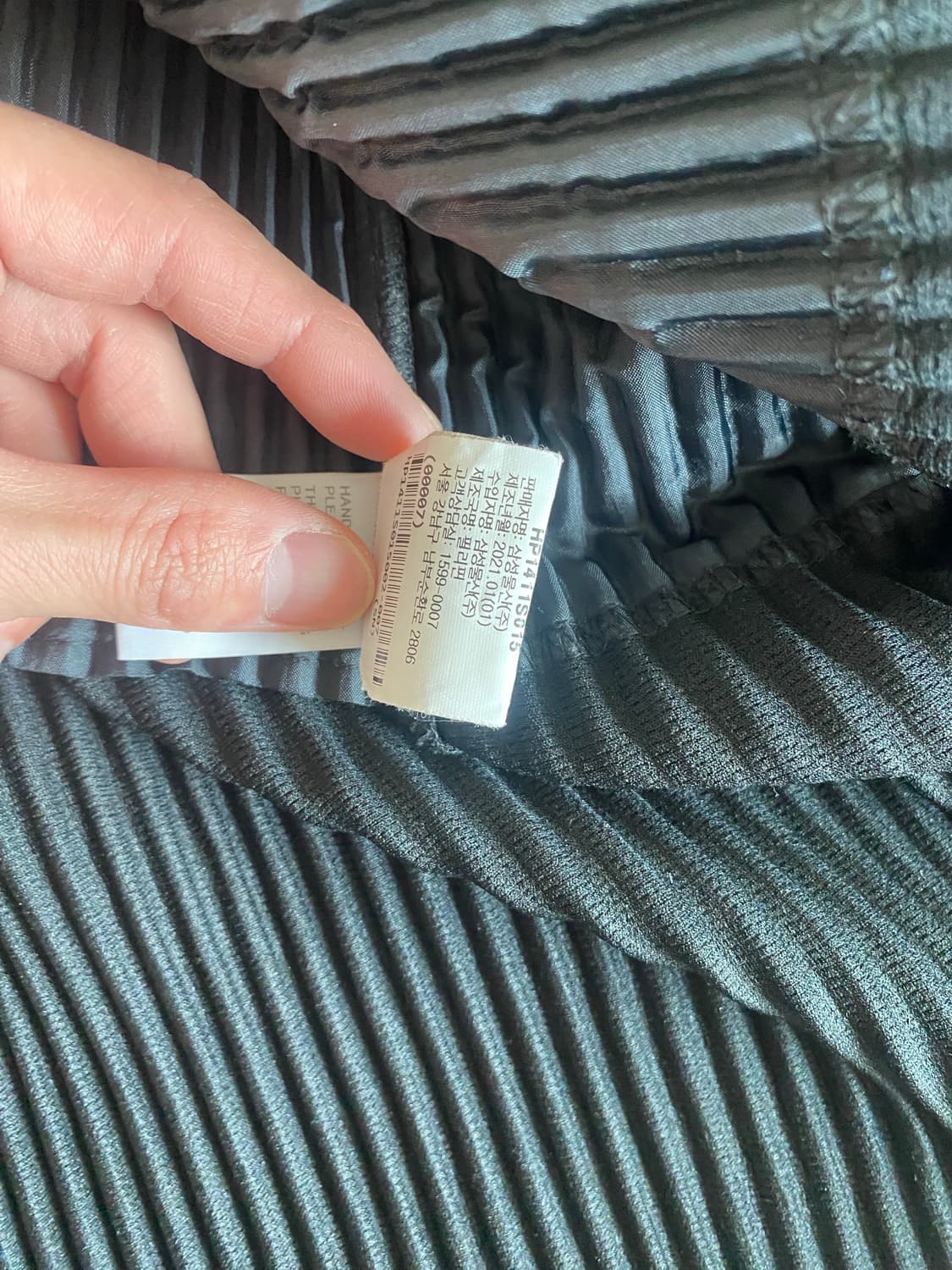 옴므플리세 칼라리스2 블랙 색상 자켓 상품이미지4