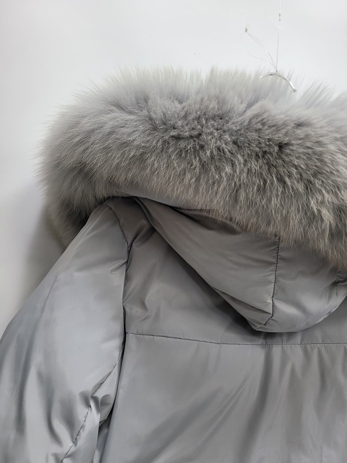 Mayonez 폭스퍼 구스 다운 숏 패딩 / 여 FREE
 상품이미지4