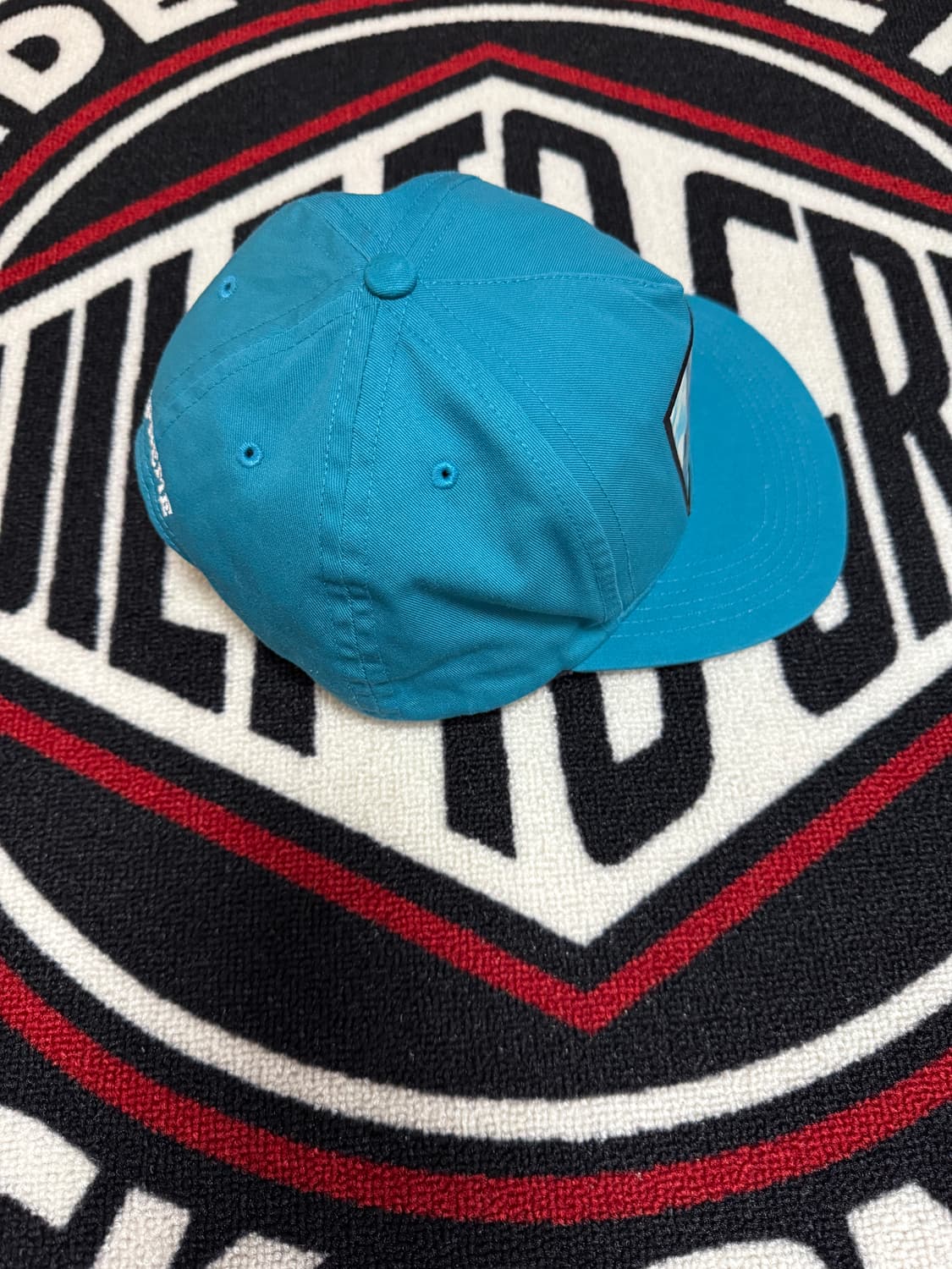 슈프림 아스트로넛 홀로그램 5 패널 틸 캡 FW16 상품이미지2