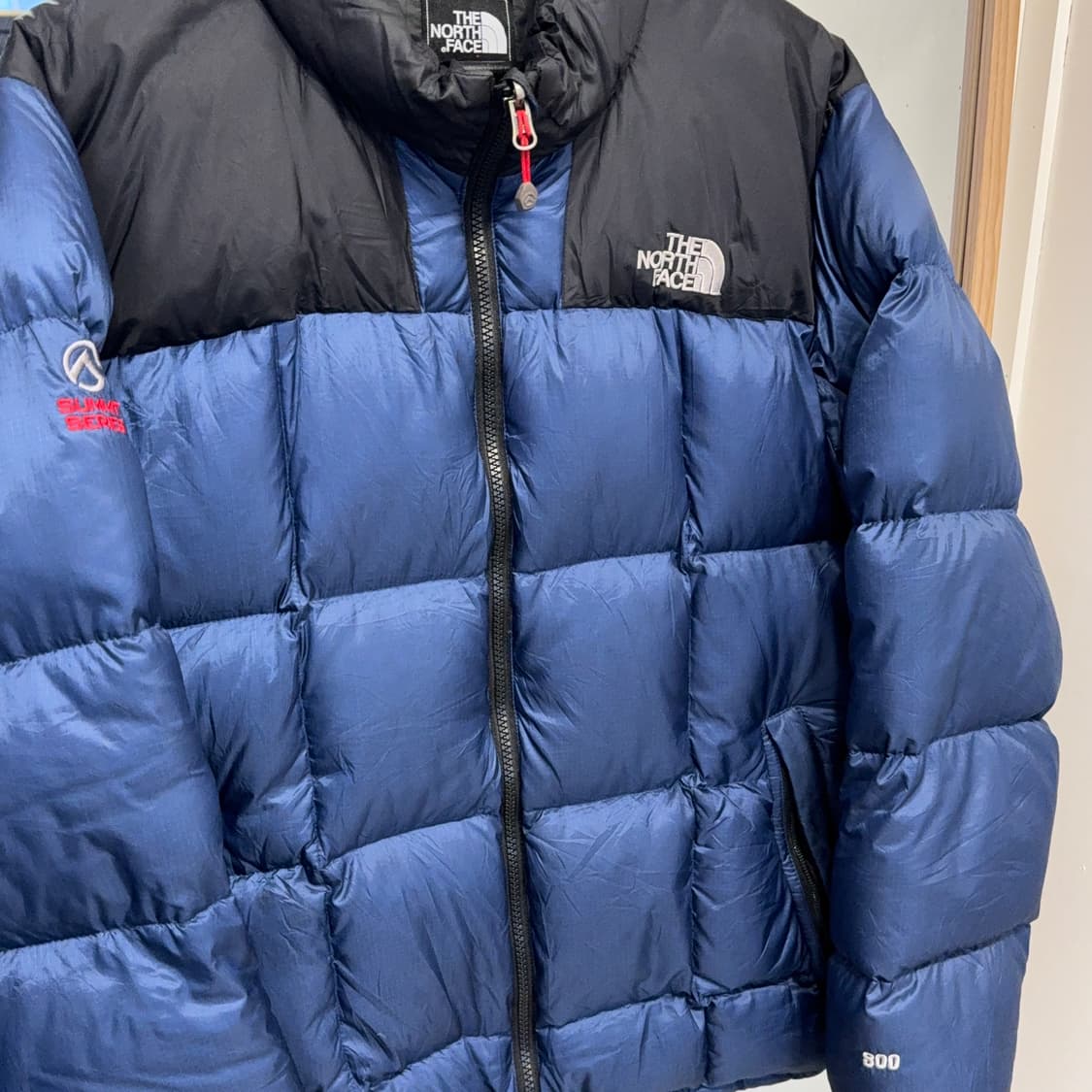 노스페이스 써밋 로체 패딩 상품이미지2