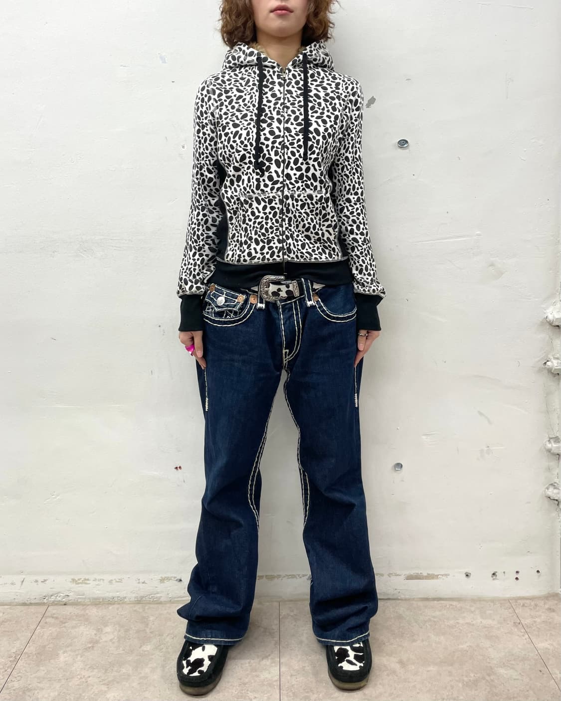 Milk Cow Fur Hooded Zip-Up 상품이미지5