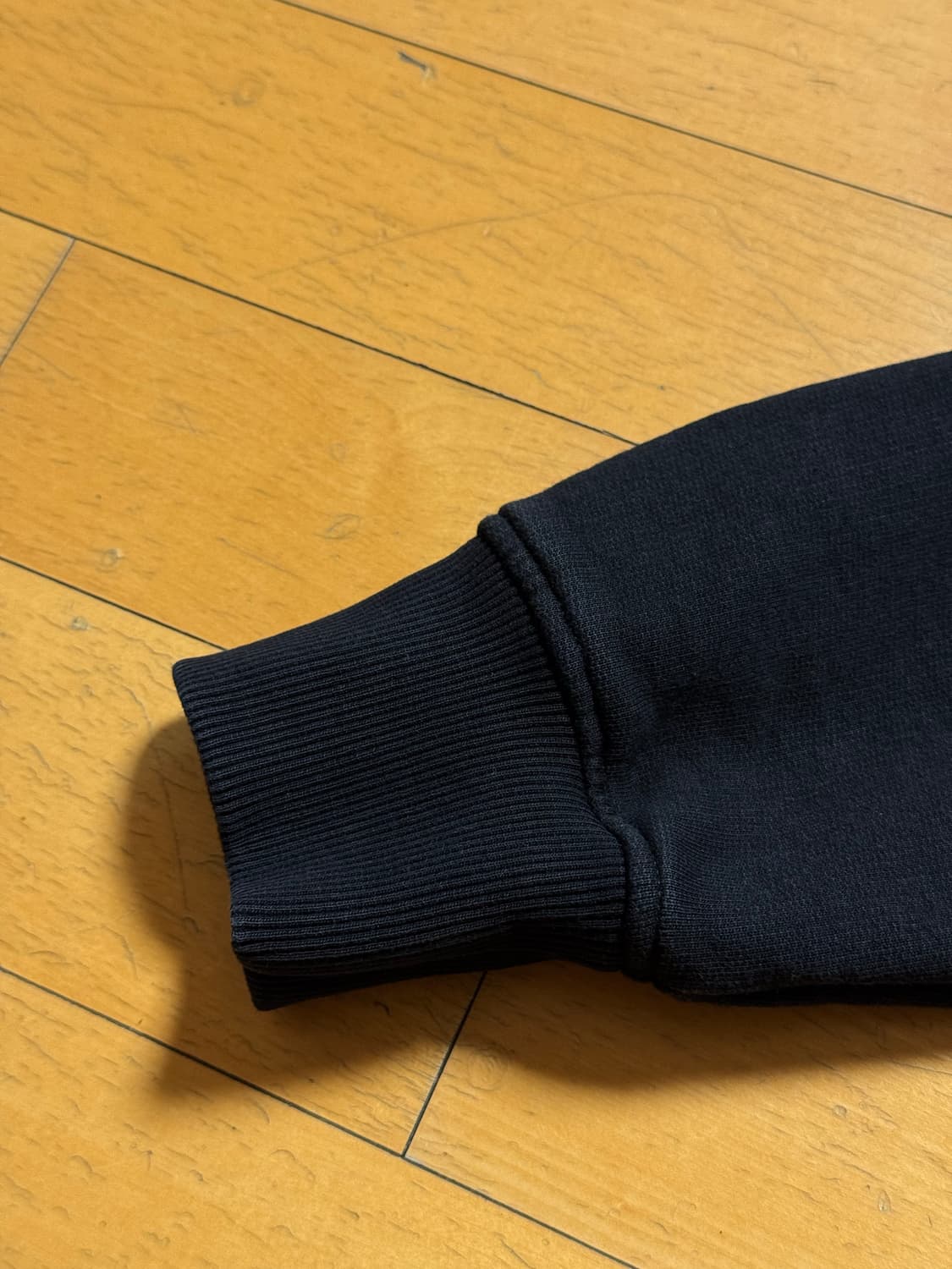 아미 맨투맨L 판매 상품이미지6