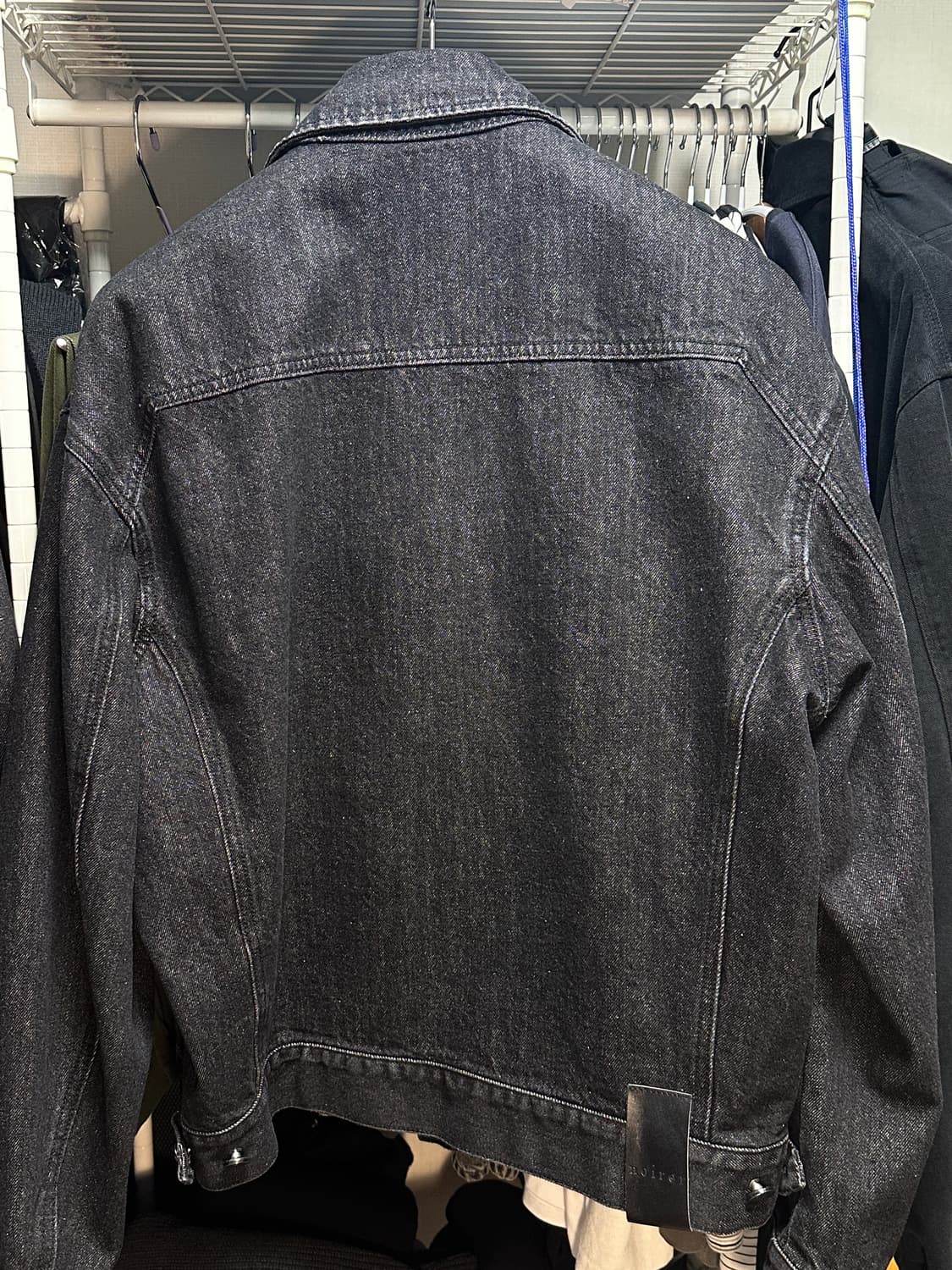 [노이어] 오버핏 크롭 데님 자켓 (블랙) 상품이미지4