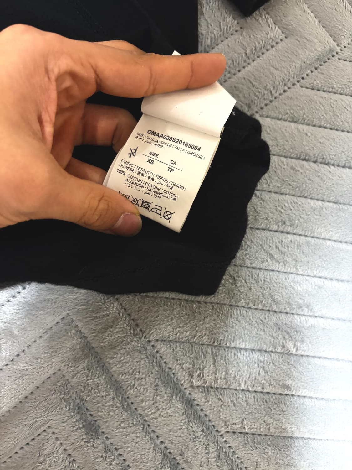 오프화이트 반팔 상품이미지4