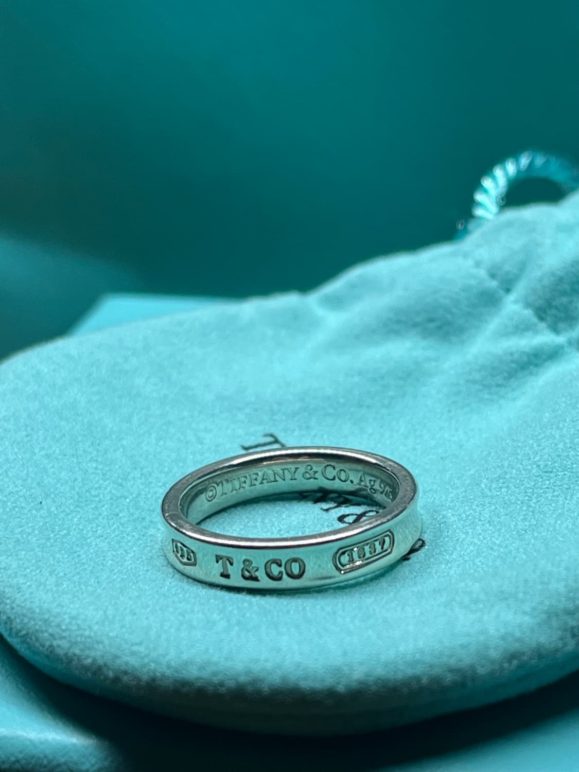 티파니앤코 1837 내로우링 실버 상품이미지1