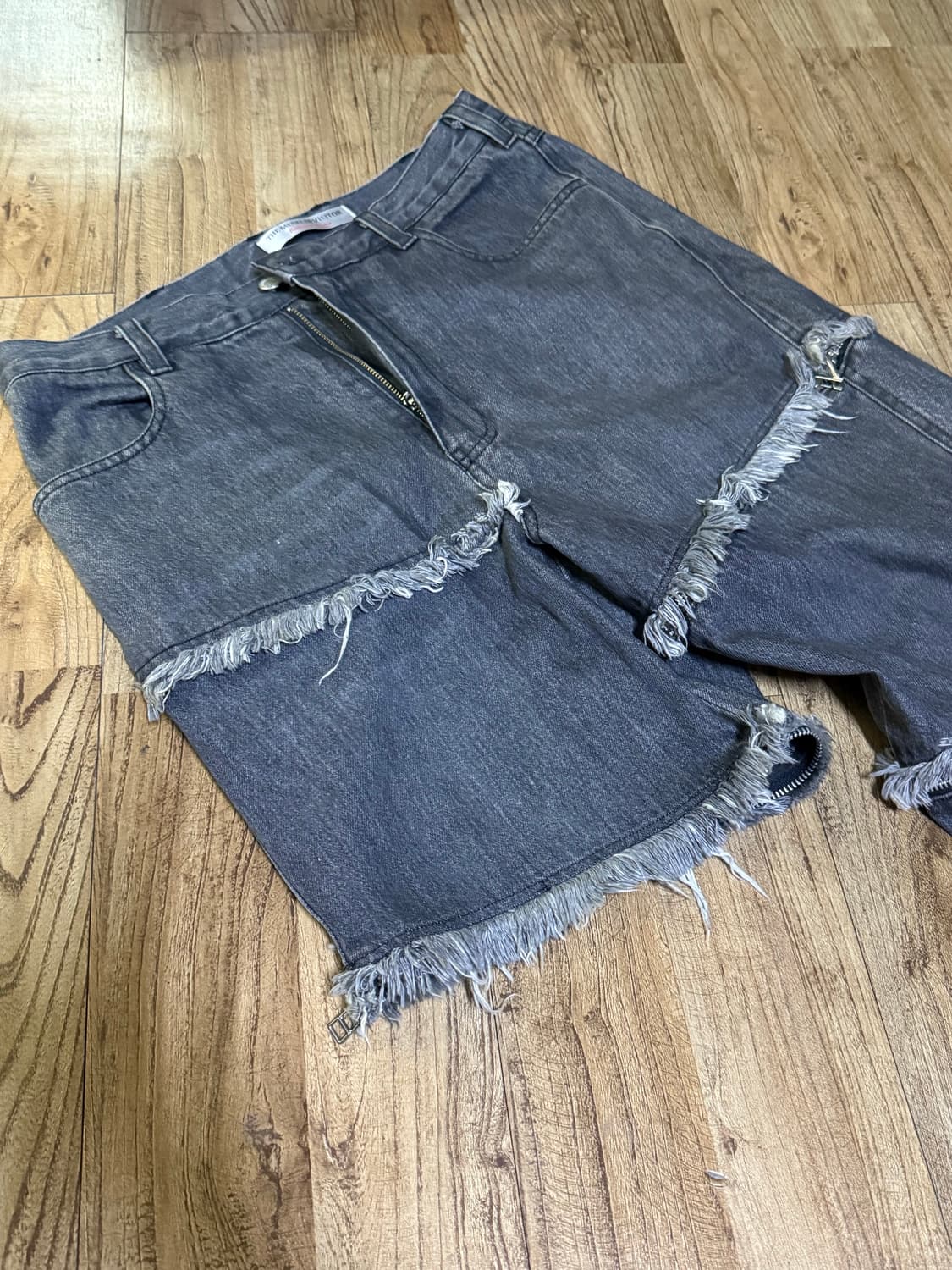 더뮤지엄비지터 지퍼진 상품이미지4