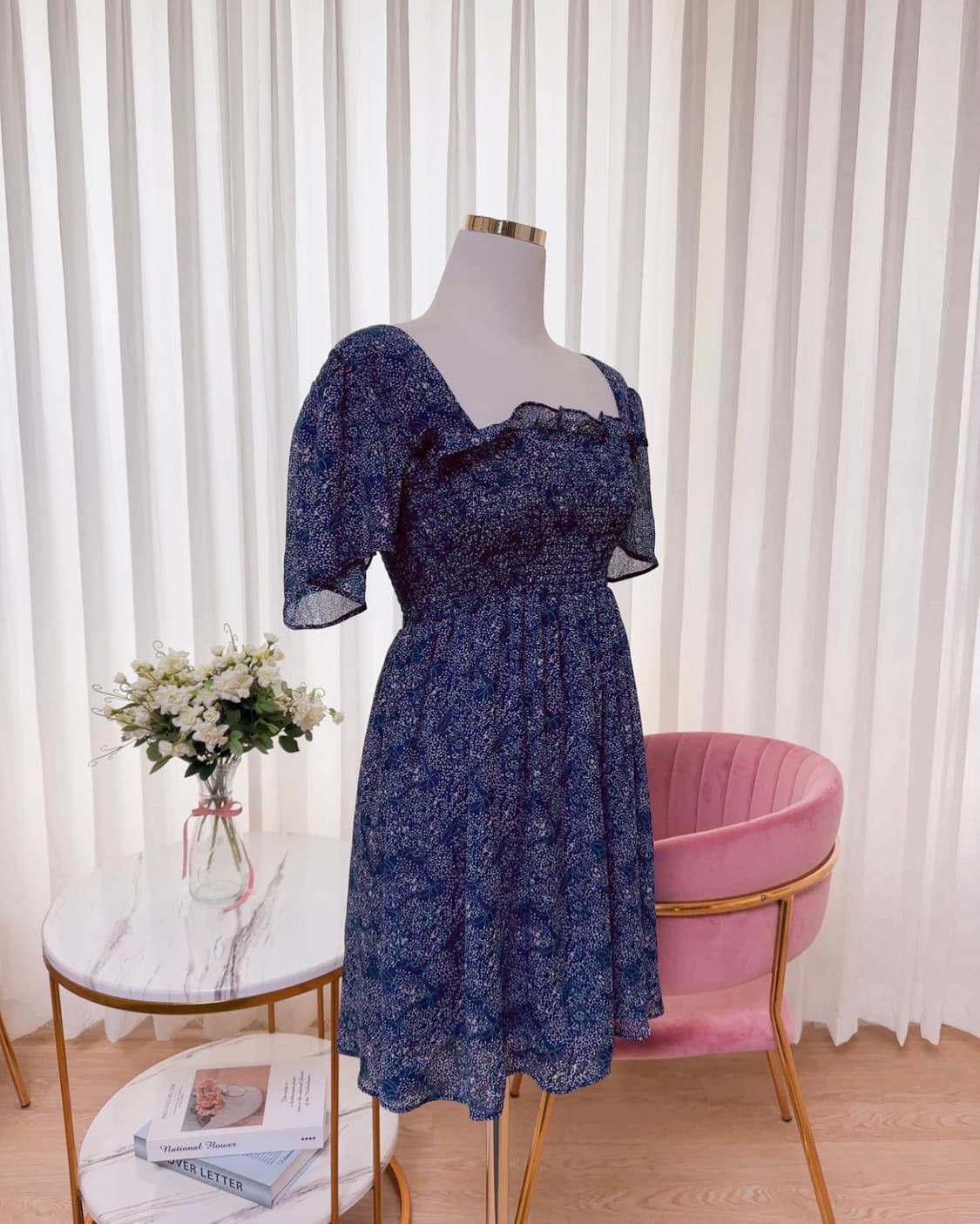 스퀘어넥 스모크 뒷리본 프릴 퍼프 원피스 상품이미지4