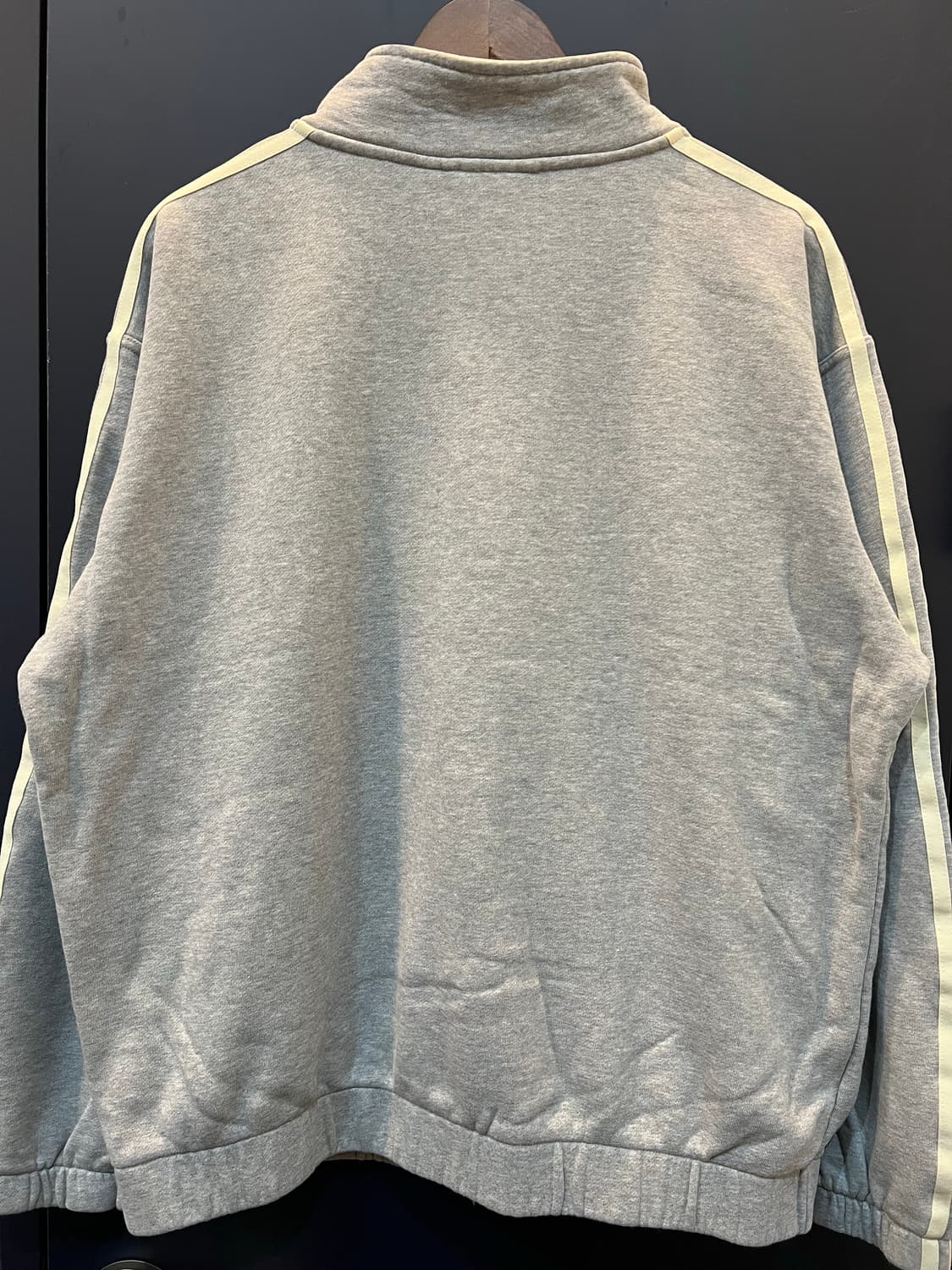 아디다스 스케이트보딩 트랙탑 상품이미지2