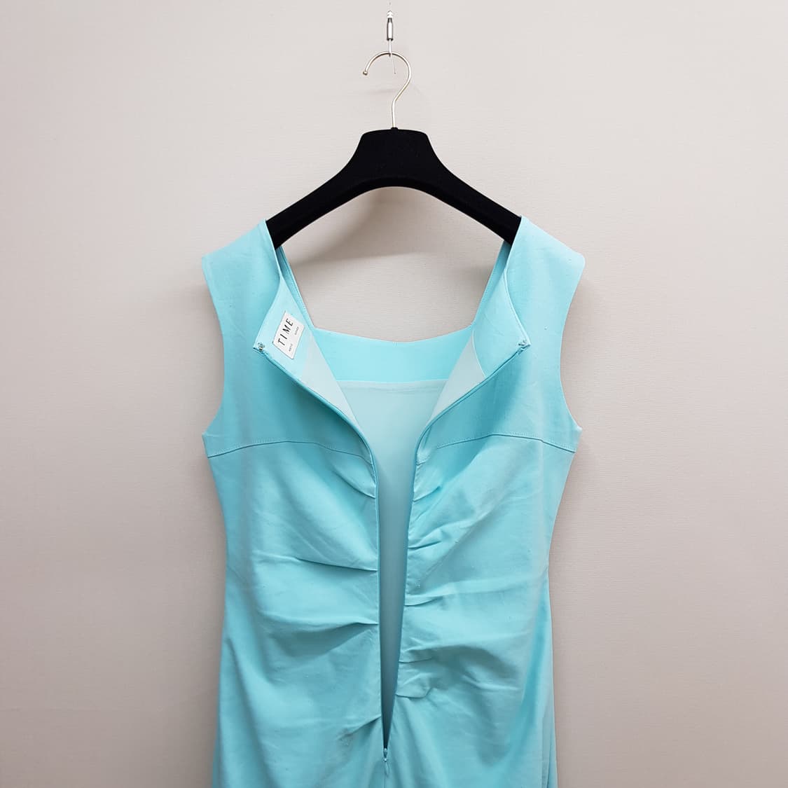 한섬 타임 2023 슬리브리스 린넨 블렌드 원피스 82-94-160사이즈 상품이미지6