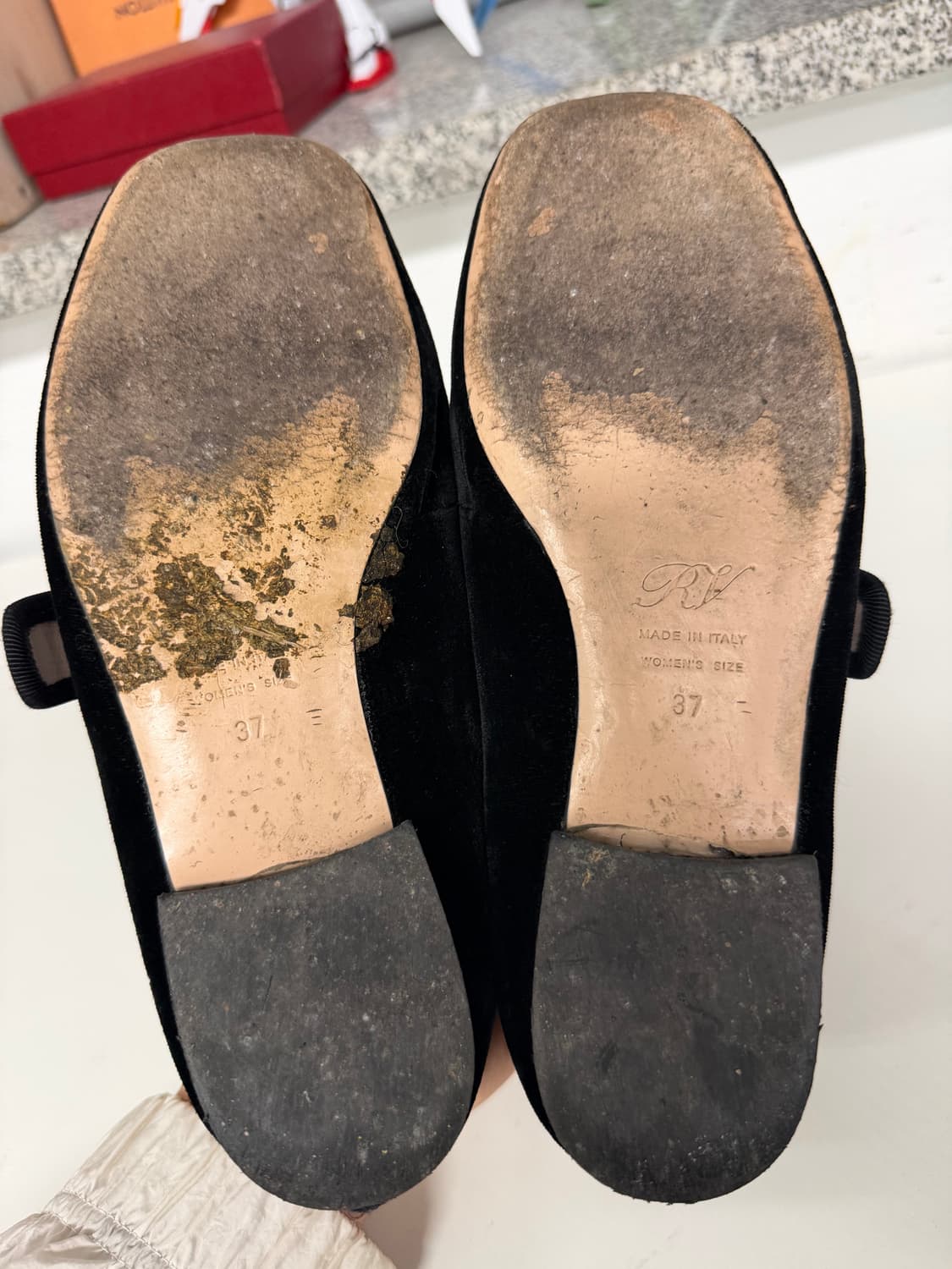 정품) 로저비비에 블랙 벨벳 큐빅 장식 플랫 슈즈 37 상품이미지9