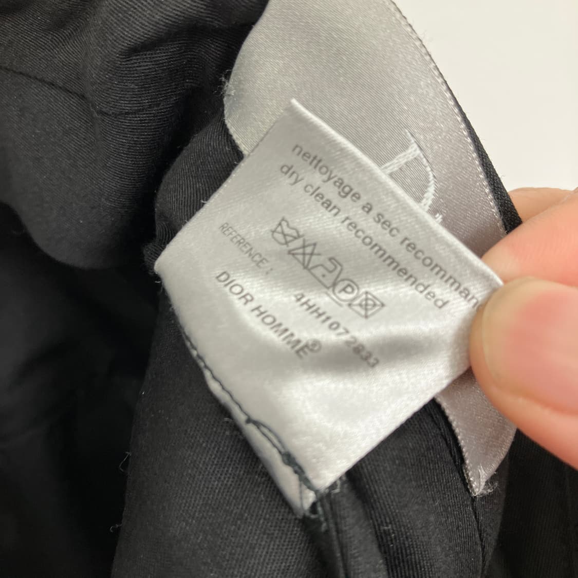 디올 옴므 노턱 블랙 원모 슬랙스 상품이미지6