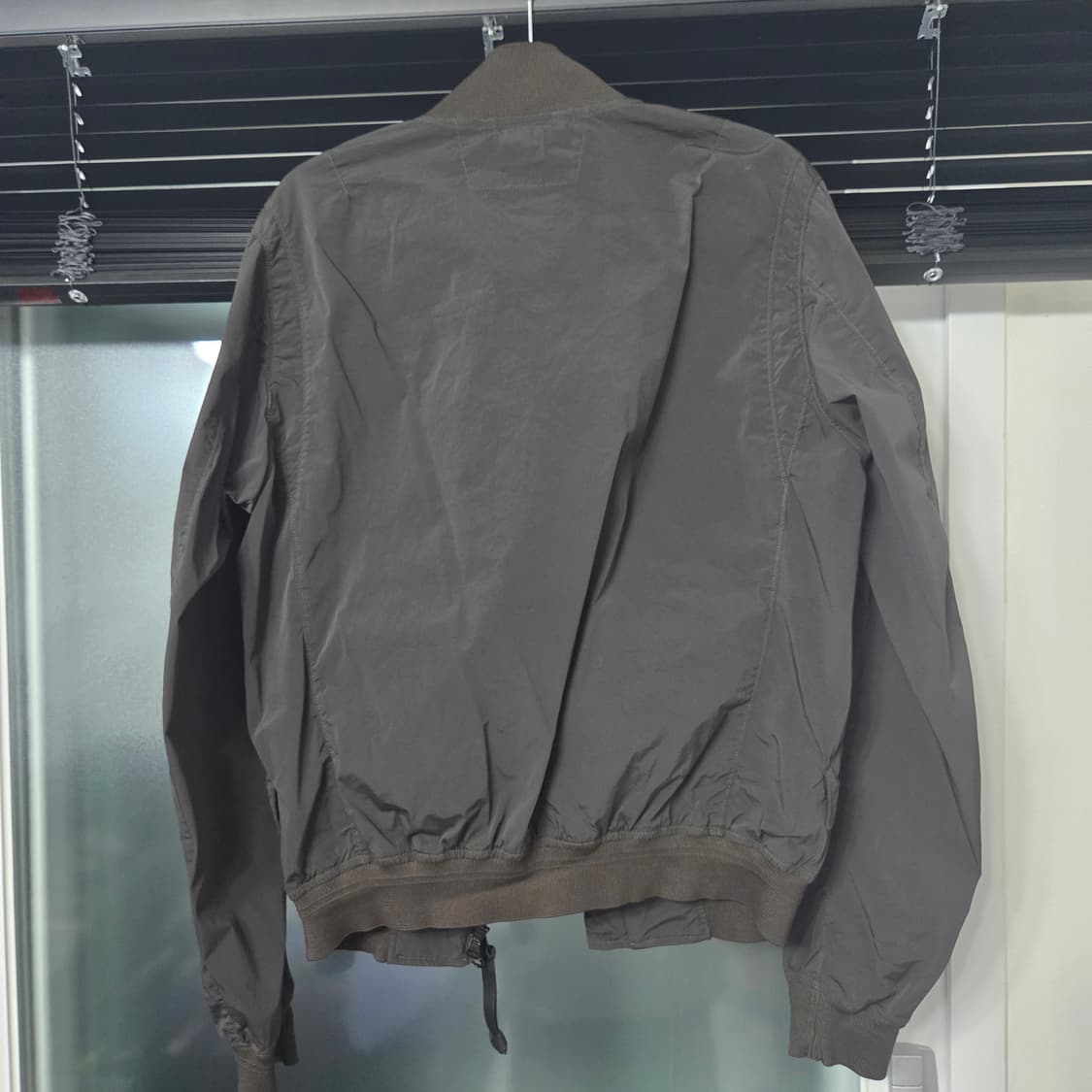 CP컴퍼니 나이크라 블루종 S사이즈 상품이미지2