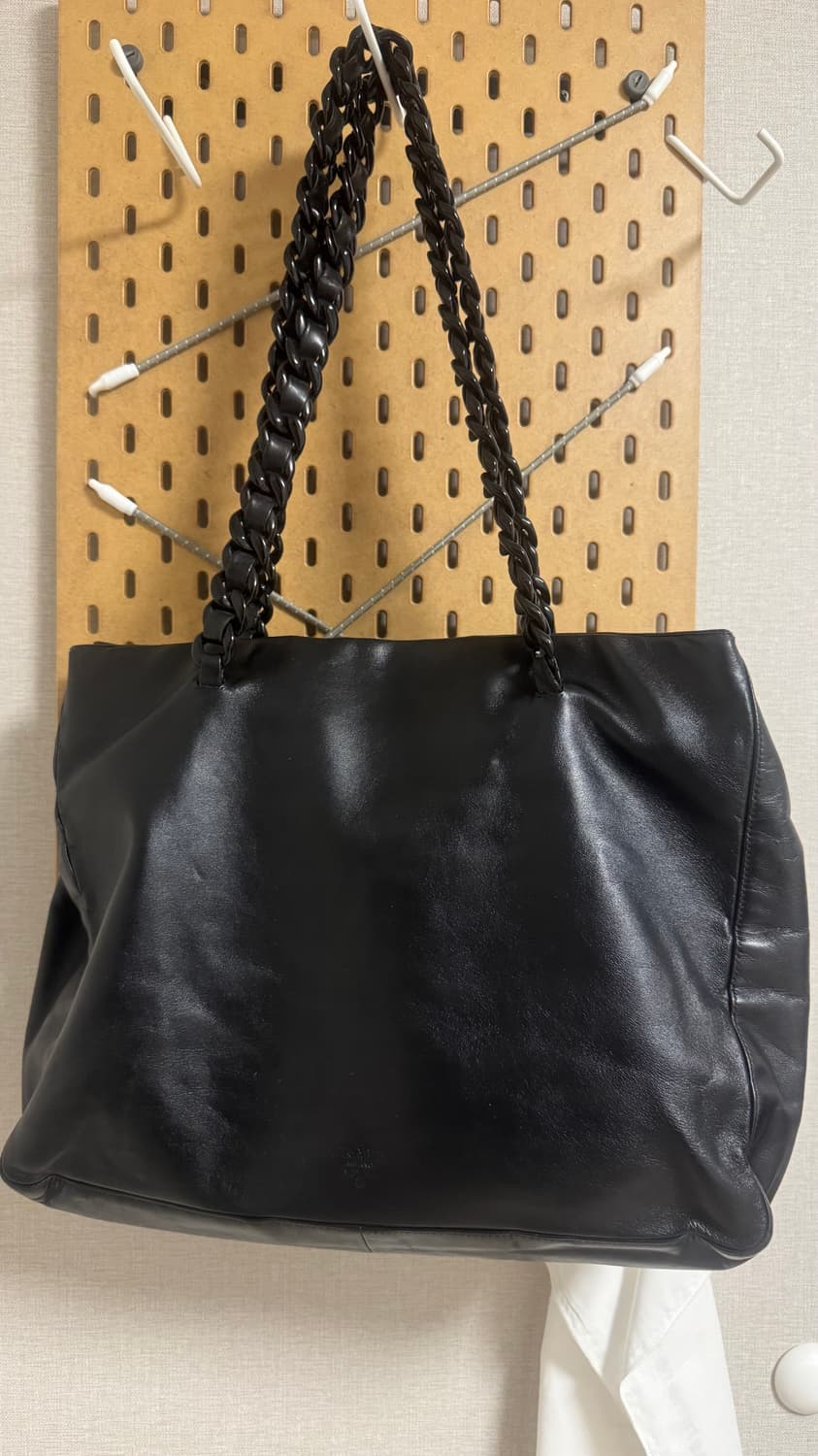 프라다 체인 레더 백 상품이미지1