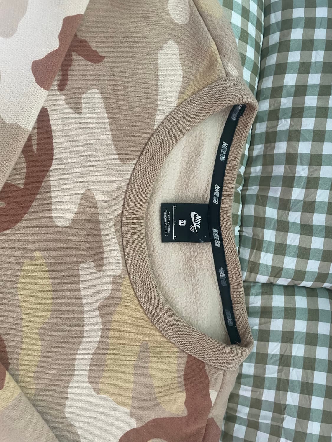 나이키 남성 카모 맨투맨 베이지 상품이미지3