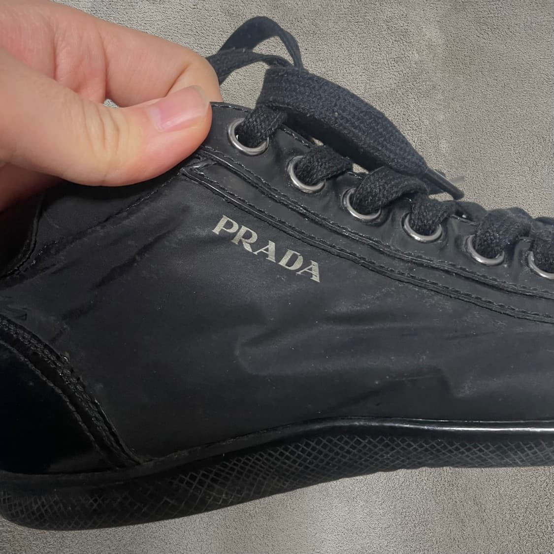 255~260) 프라다 로고 레더 나일론 스니커즈 신발 블랙 상품이미지6