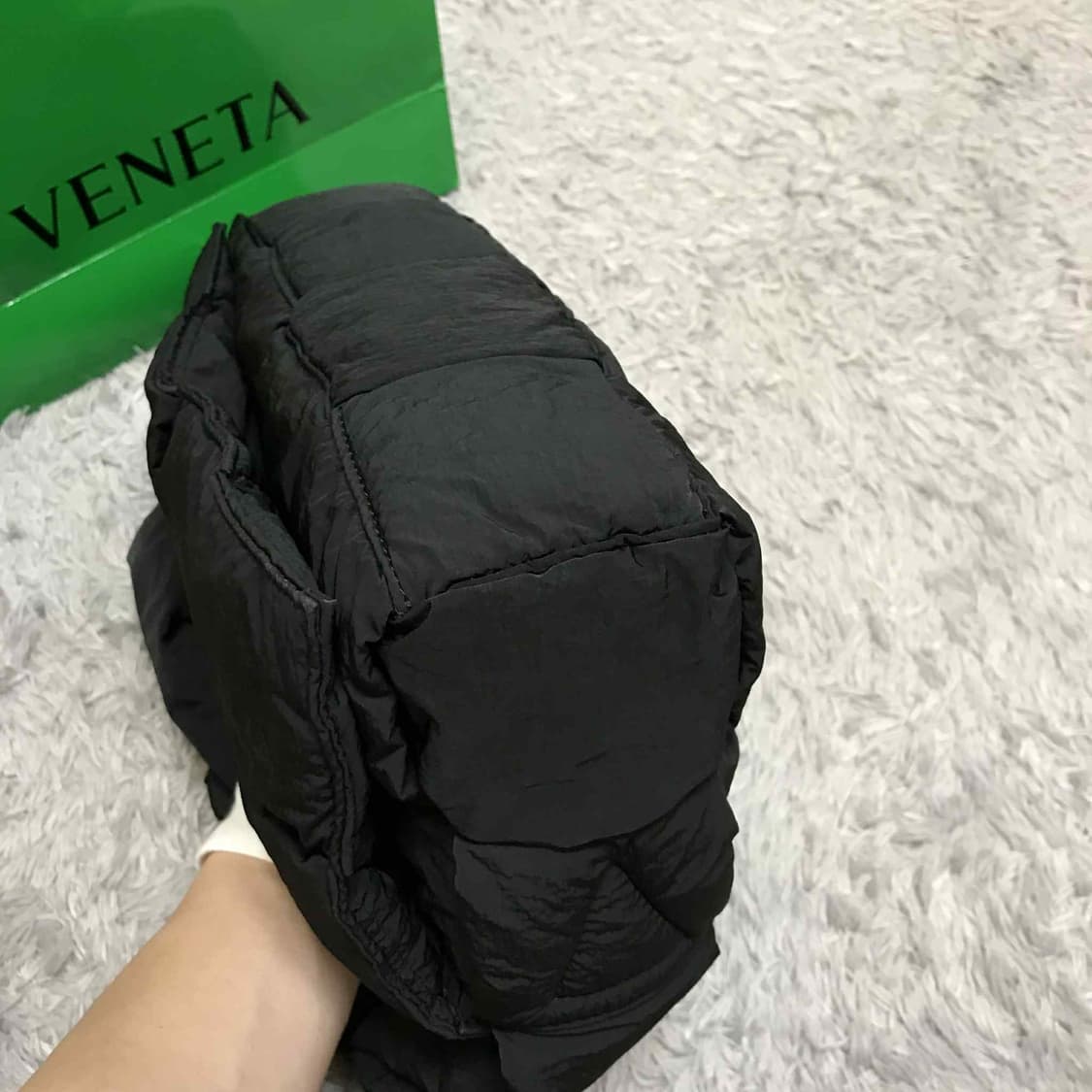 {클로젯}보테가베네타 패디드 카세트백 상품이미지6