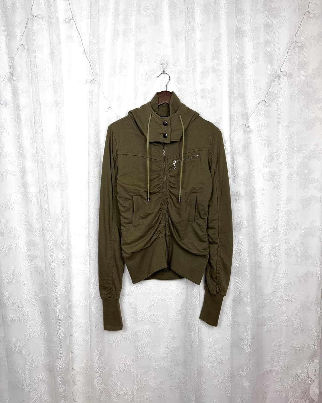 PUMPKIN Shirring High-neck Hooded Zip-Up 상품이미지1