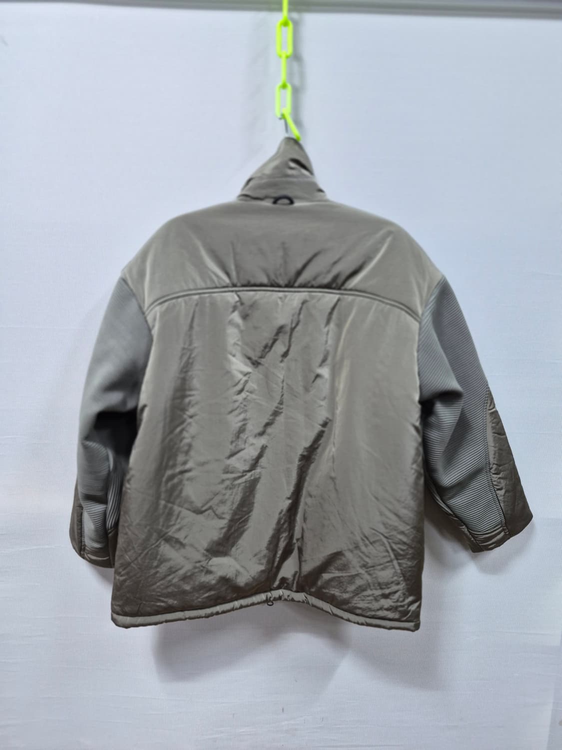 23y FREAKER 프리커 패딩 점퍼 카키 S 95 상품이미지2