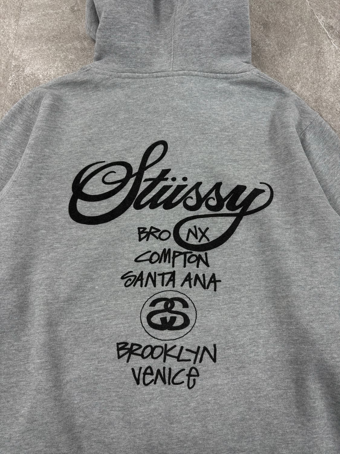 - Stussy World Tour Hoodie   표기 𝑆𝑖𝑧𝑒 상품이미지7