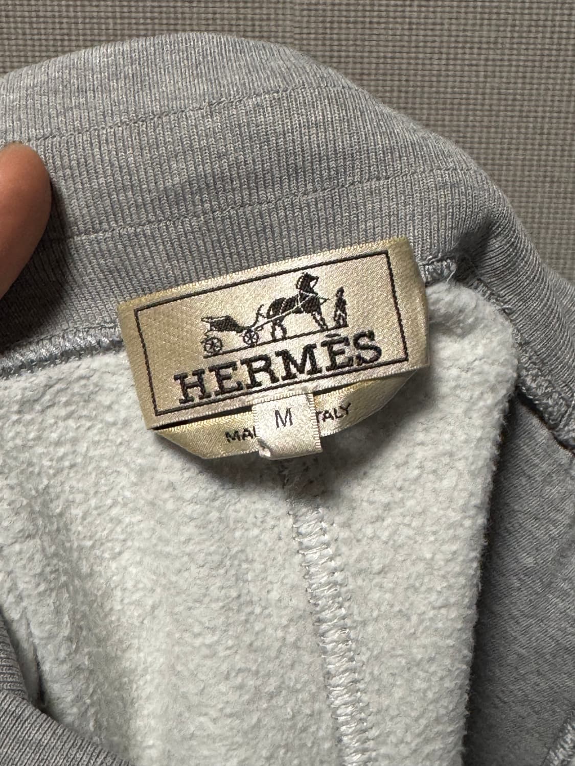 [M] 에르메스 런 H 반바지 그레이  상품이미지8