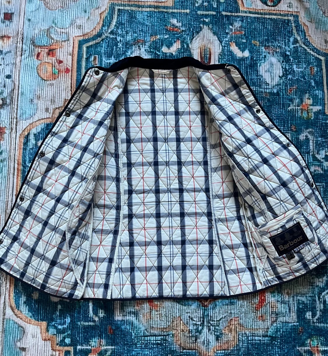 바버 퀼팅패딩 아난데일 네이비 상품이미지8