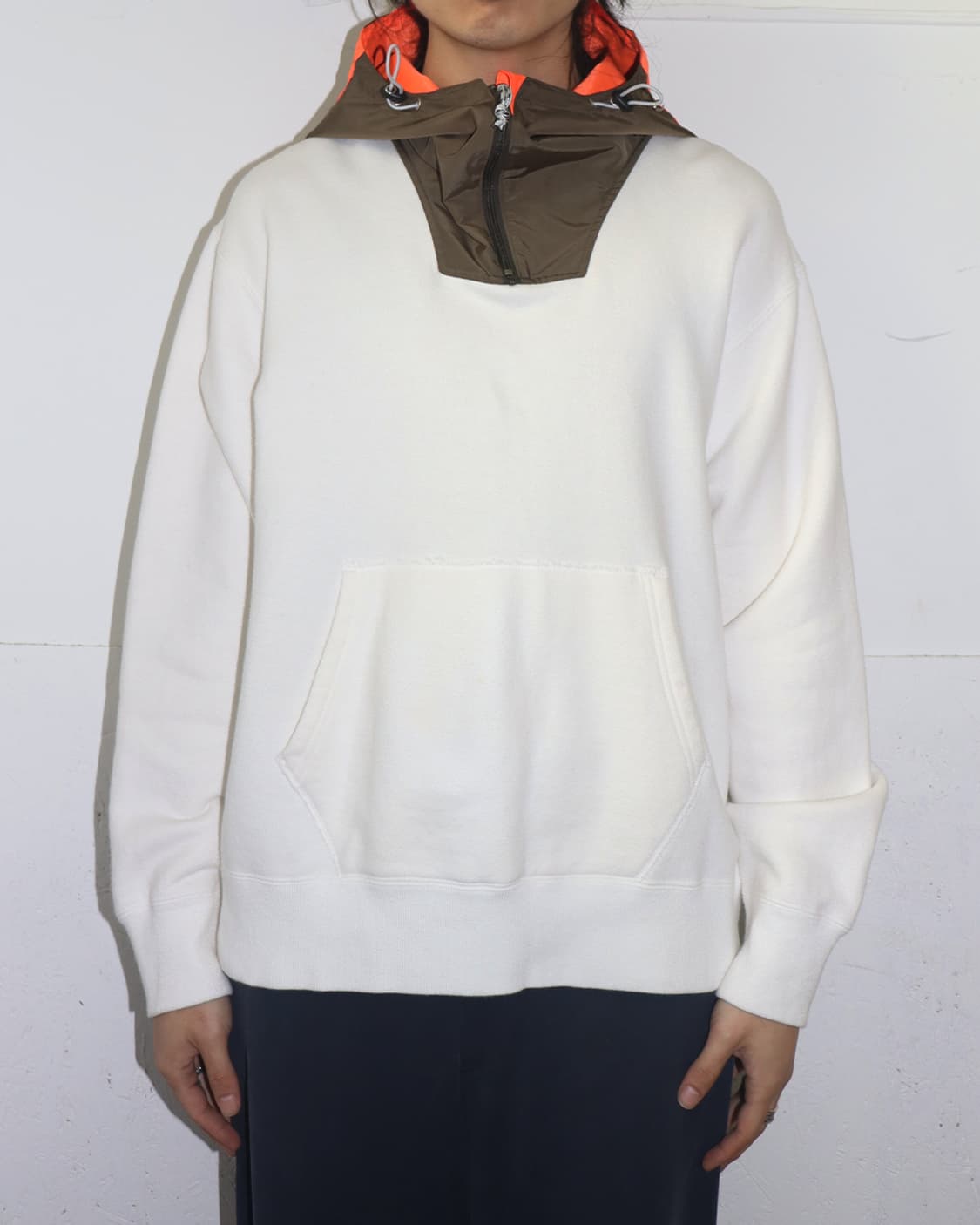 칼라 비콘 20AW 익스클루시브 후디드 풀오버 상품이미지2