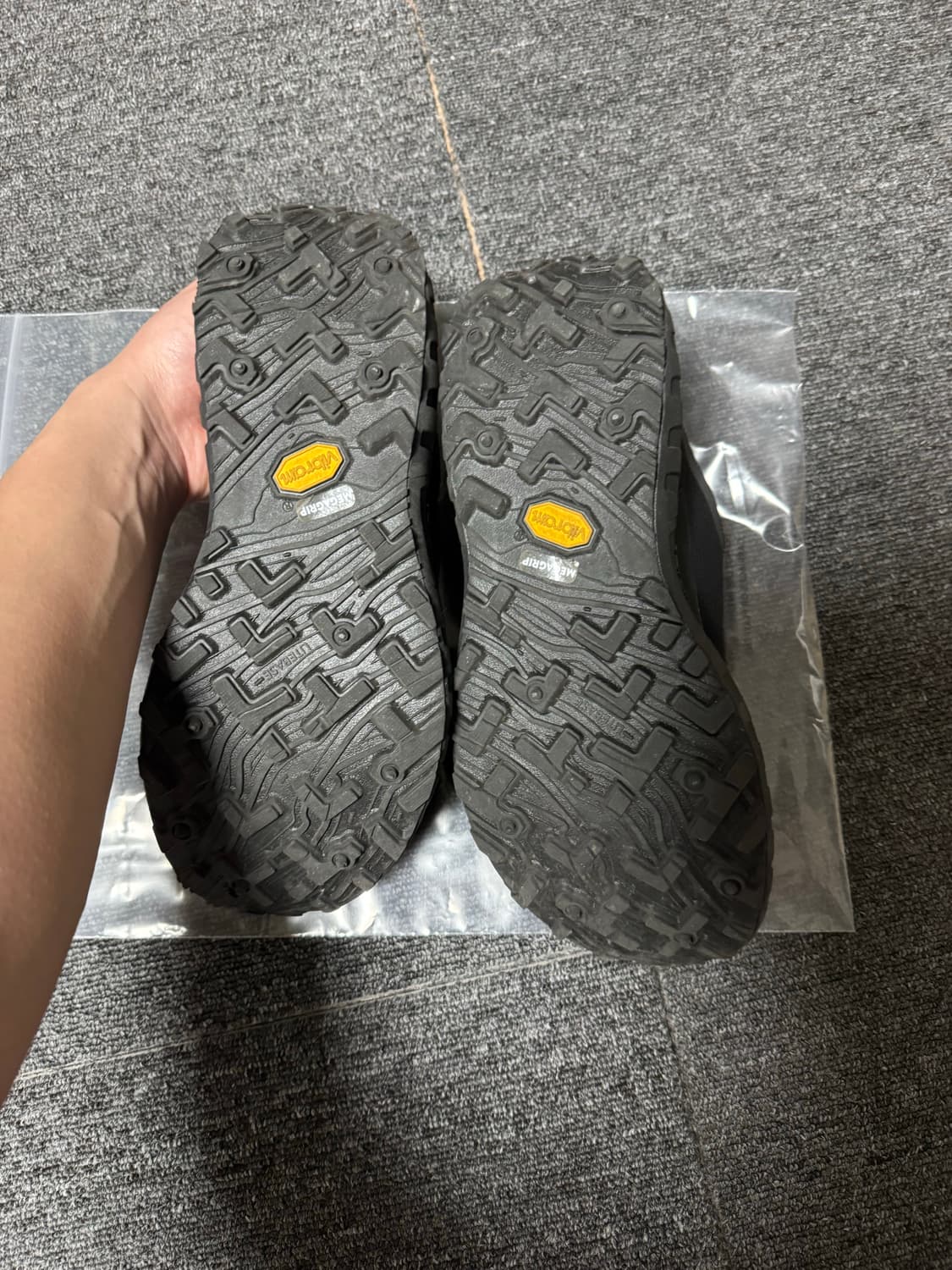 노다 003 블랙 스니커즈 270 사이즈 상품이미지4