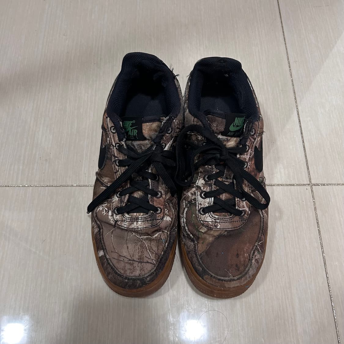 나이키 리얼트리 상품이미지1