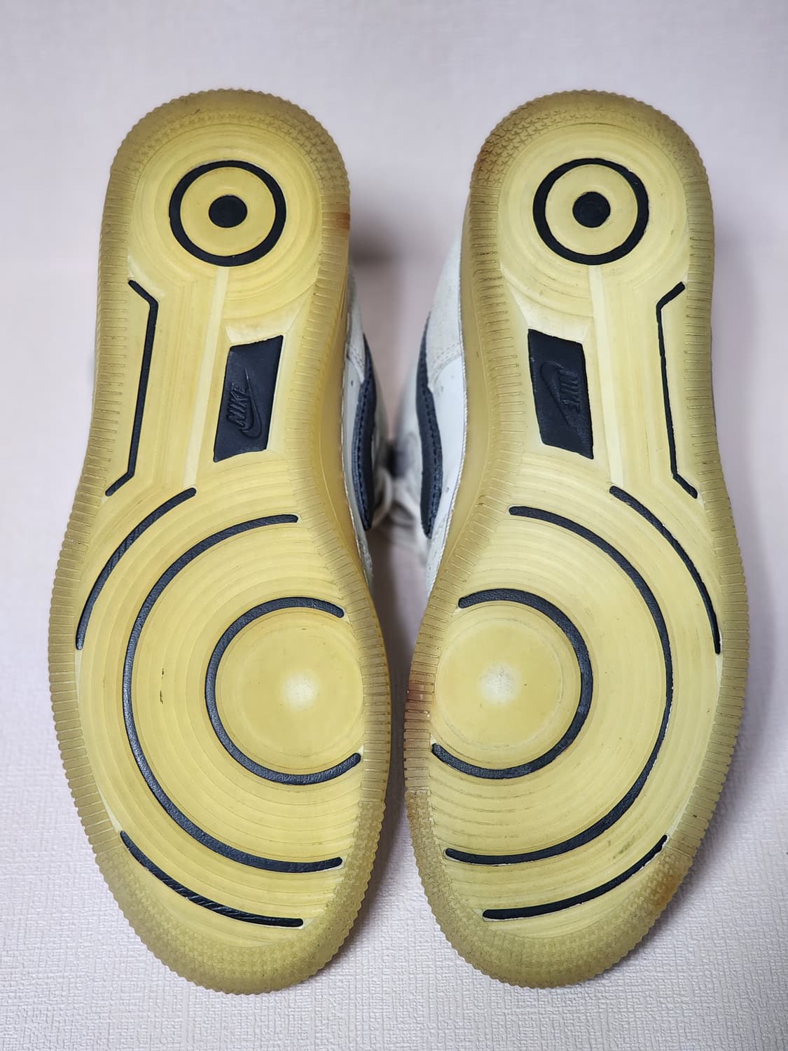 나이키 에어포스 1 다운타운 하이 260mm 상품이미지4