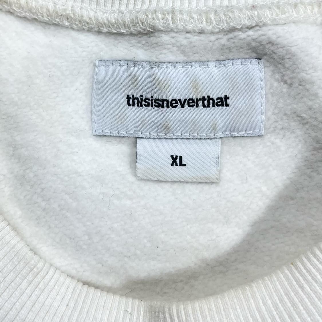 디스이즈네버댓 화이트컬러 맨투맨 상품이미지3