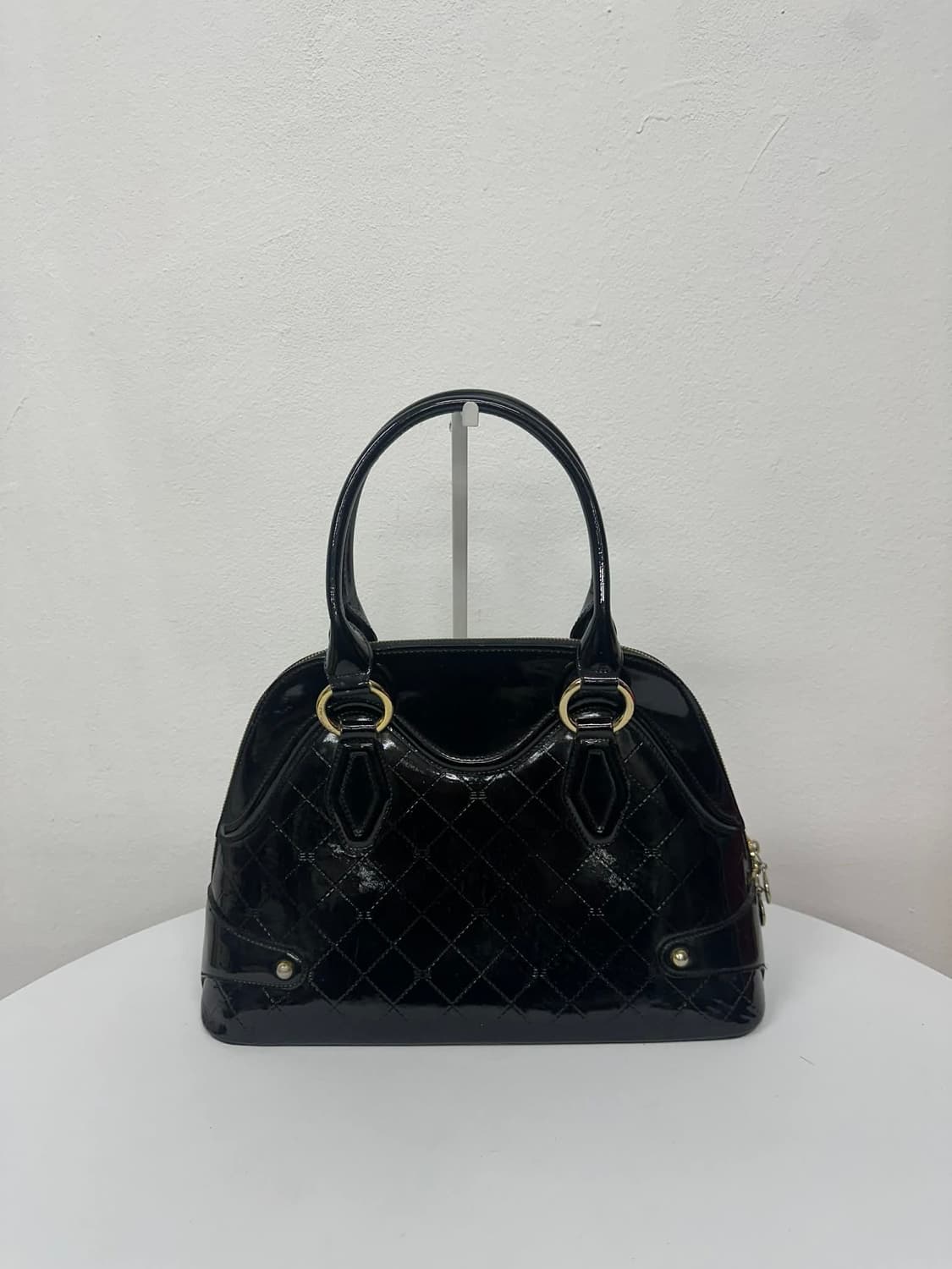 발렌시아가 금장 토트백 에나멜 종가방 상품이미지2